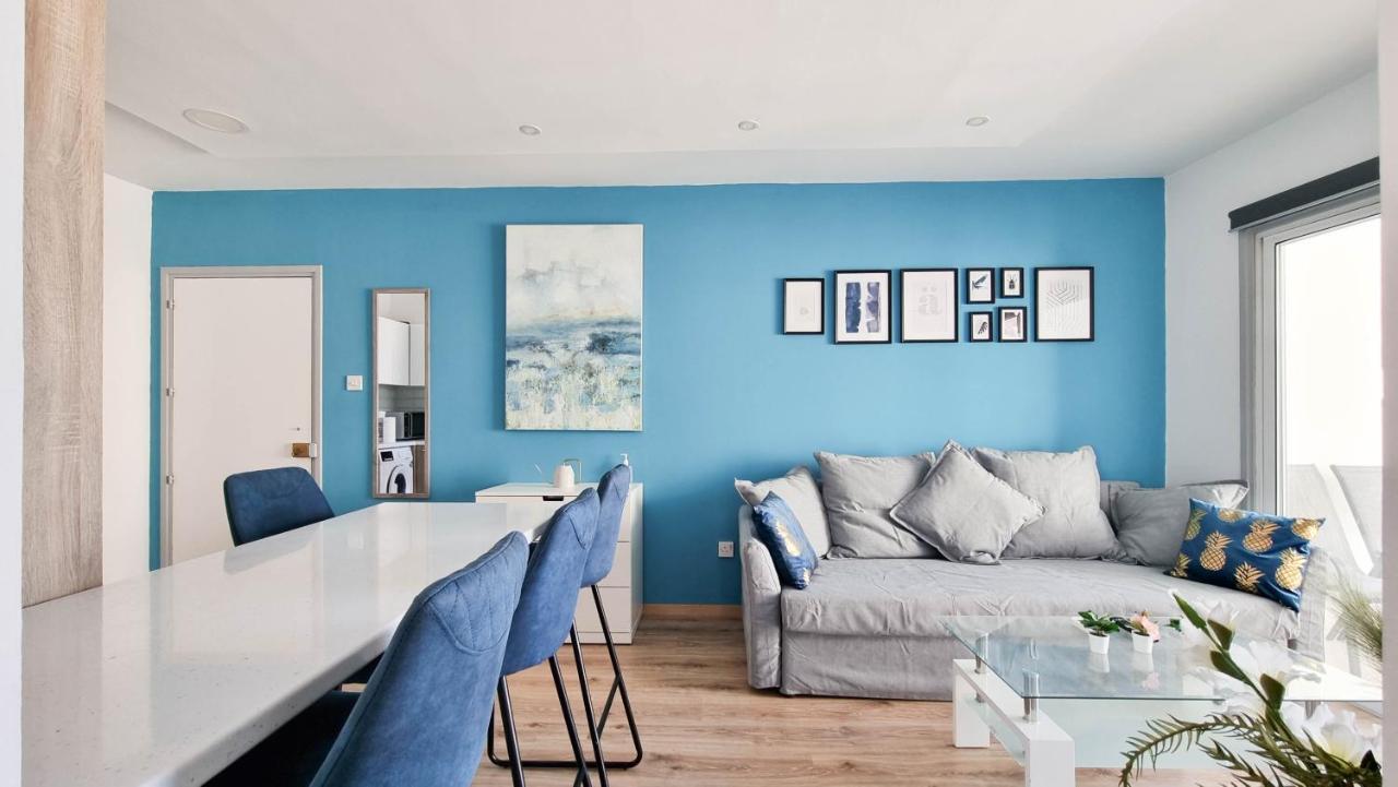 Modern Retreat: 2Br Stylish Apt With Comfy Rooms! Smart Tv With 200Mbps Internet Lárnaka Eksteriør bilde